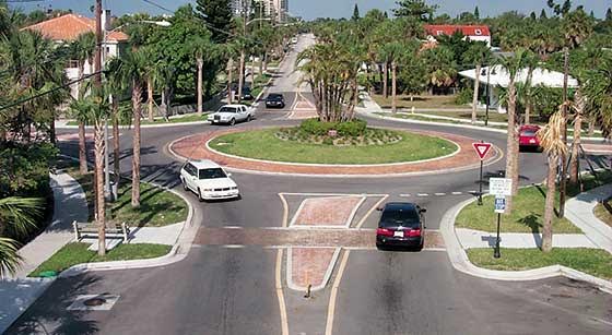 Roundabout construction continues