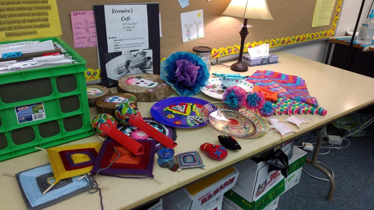Students create Spanish projects